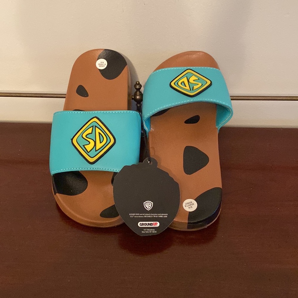 NWT- Big Kids Scooby Doo Slides